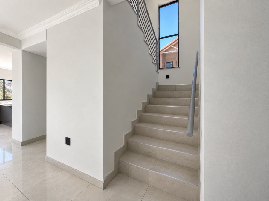 4 Bedroom Property for Sale in Waverley Free State